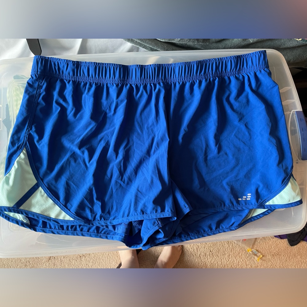 Running shorts